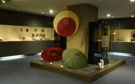在兼六園附近展示石川縣 36 種工藝品,包含展覽、示範和動手體驗。