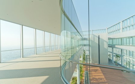 experiencia en el jardín del cielo del piso 58