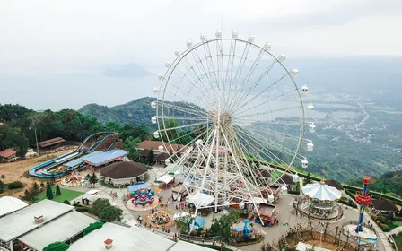 Iconic Sky Eye