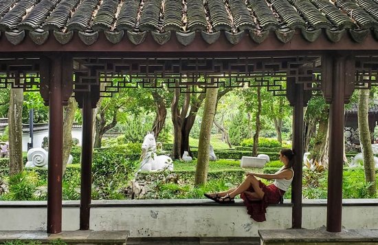 Kowloon Walled City Park