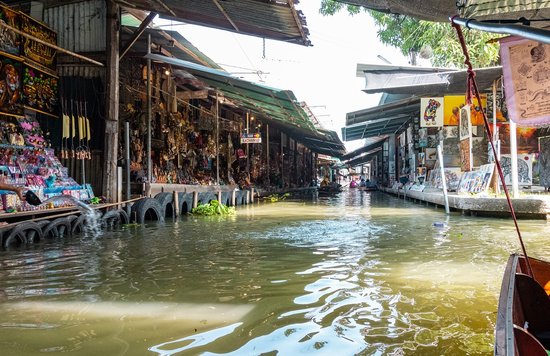 a section of a bangkok floating market with stalls