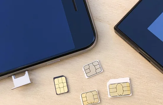 海外SIM SIMカードとスマホ