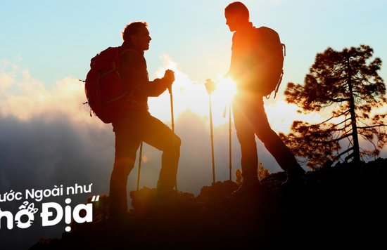 Kinh Nghiệm Leo Núi Mùa Hè Nắng Nóng Bạn Cần Biết