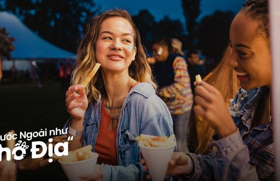 an-gi-o-disneyland-thuong-hai