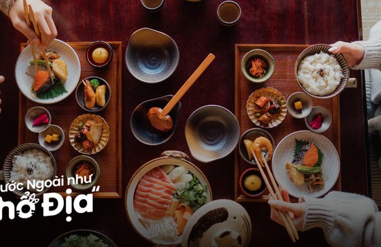 Lịch nở hoa anh đào Nhật Bản