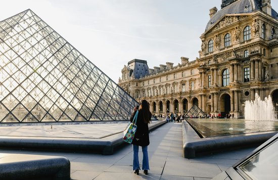 Louvre Museum