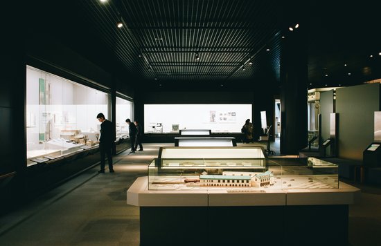 Osaka museum  | Photo Credit: Moralis Tsai on Unsplash