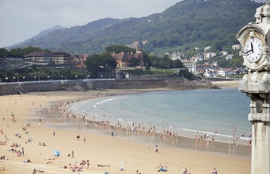 Bird’s eye view of Concha Beach’s golden sand and crowds