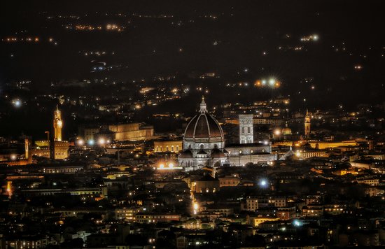 Florence, Italy at night | Photo Credit: Mirko on Pexels