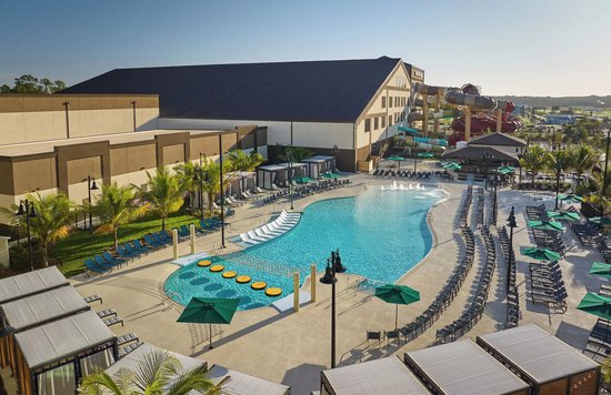 Family-friendly pool area and water park at Great Wolf Lodge Naples Florida