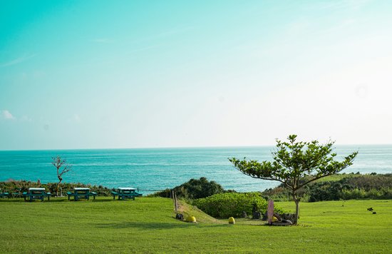 A peaceful seaside park in Okinawa