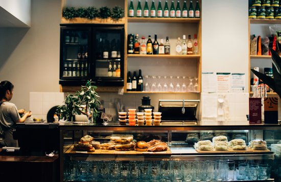 Cozy cafe with fresh sandwiches and drinks on display | Photo Credit: Rachel Claire on Pexels