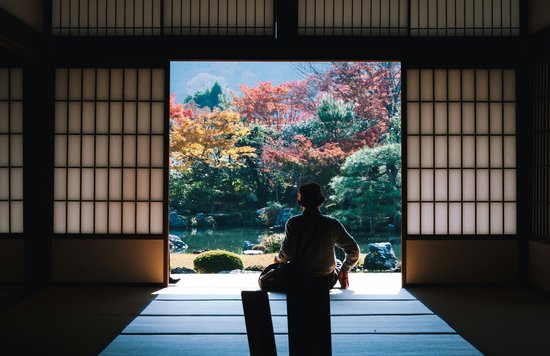 Tenryu-ji Temple garden view from inside the hall | Photo Credit: Masaaki Komori on Unsplash