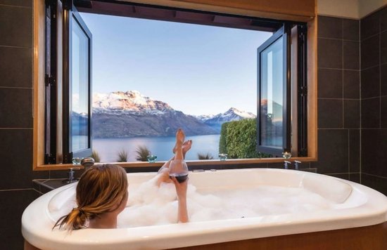 Stunning mountain views from Azur Luxury Lodge