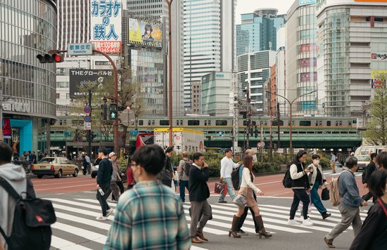People crossing at Shibuya, Tokyo