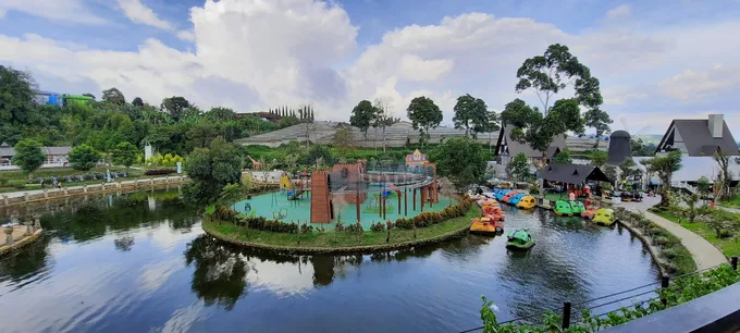 Danau Lembang Park and Zoo - Tempat Wisata di Bandung