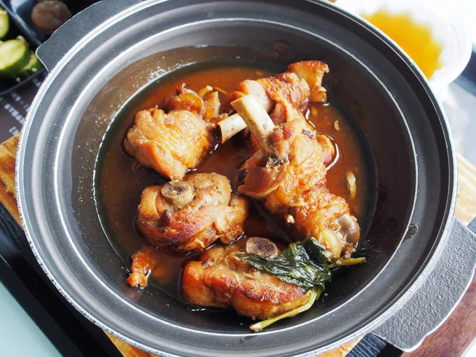 Gà ba chén là một món ăn đài loan nên thử