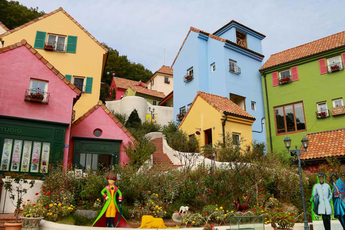 làng pháp petite france