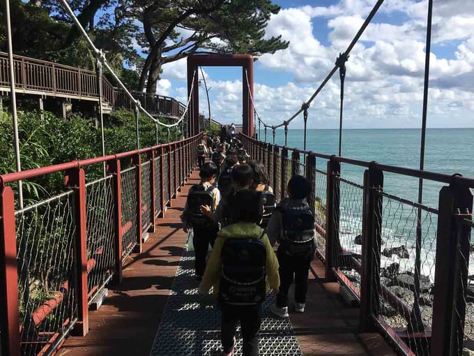 cầu đi bộ trên cao tại bãi biển haeundae