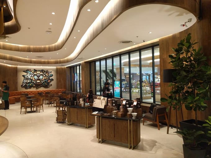 starbuck central world