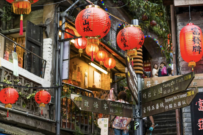 台北から日帰りツアー 千と千尋の舞台 九份 と ランタンを飛ばす 十分 を楽しもう Klookブログ
