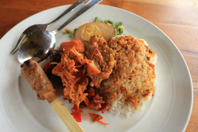 Nasi Campur Ayam, Makanan Khas Bali