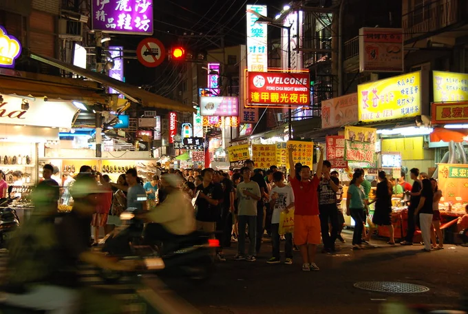 台中景點 逢甲夜市商圈