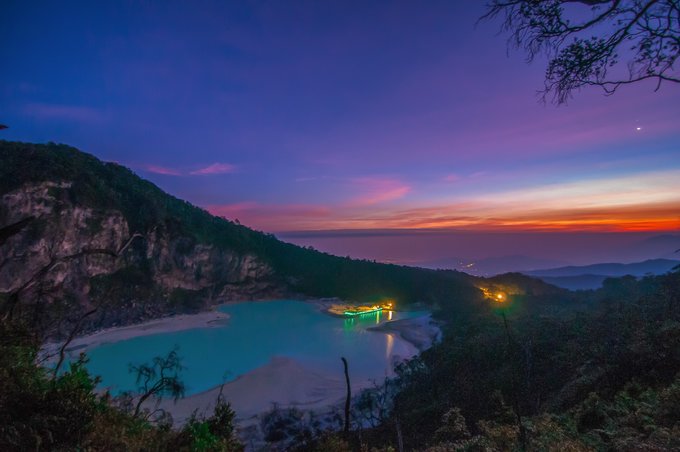 Kawah Putih Ciwidey Bandung: Tempat Terbaik Berburu Sunrise! - Klook Blog