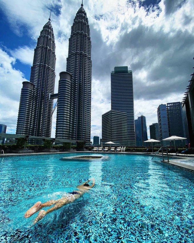 18 Romantic Hotels In Malaysia With The Best Pools (Including Private