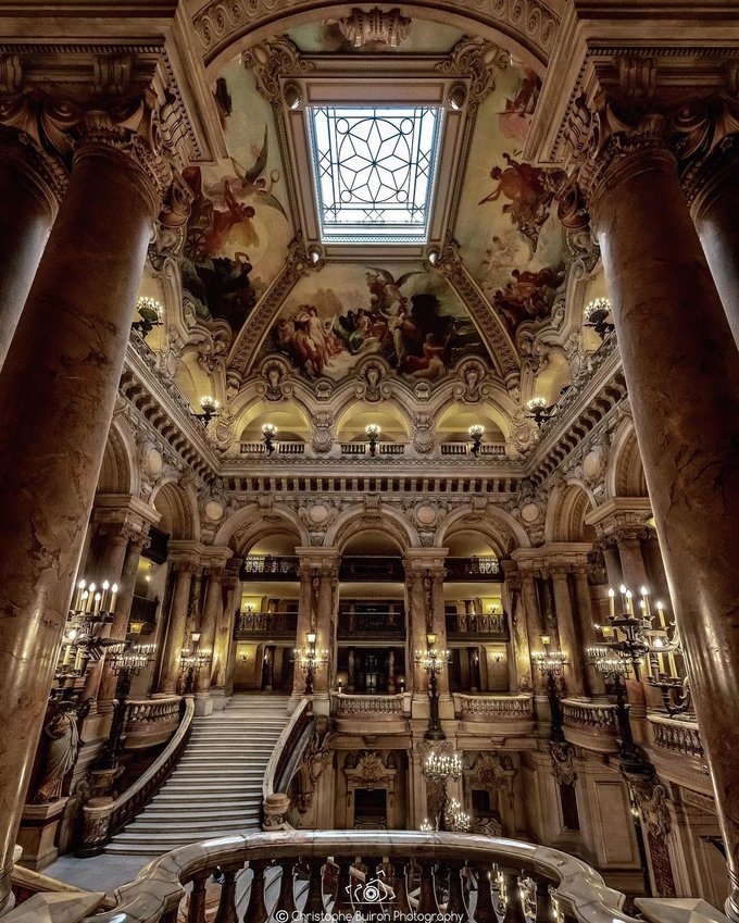 emily in paris opera garnier