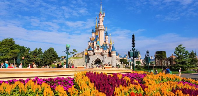 55+ Disneyland Paris Secrets & Hidden Gems To Discover (2023)!