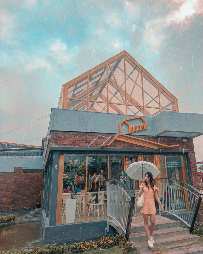 12 Aesthetic Glasshouse Cafes In KL & PJ For An Instagrammable Cafe