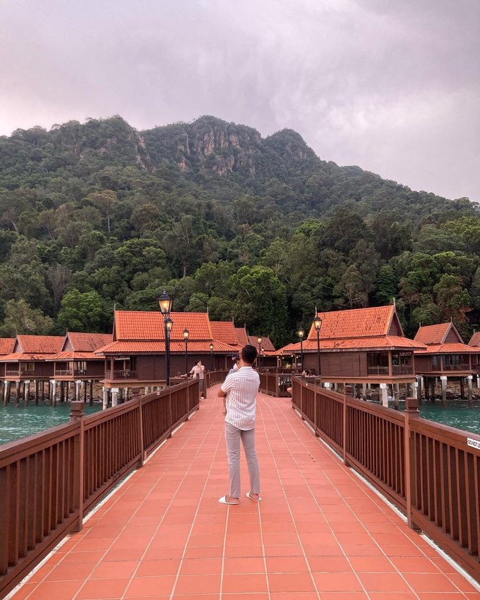 Berjaya Langkawi Resort 5 Star Hotel With Chalets Built Over The Sea