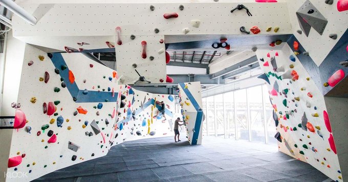 Fitness climbing class Rise Nation is now in Manila