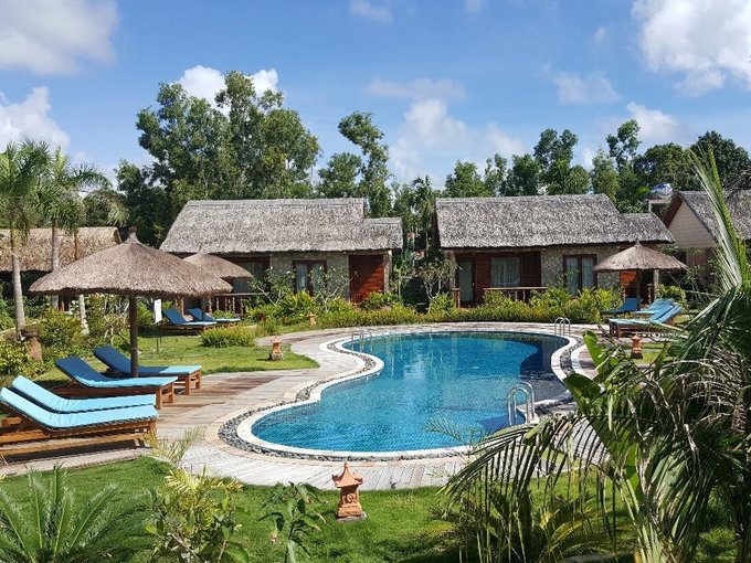 Cottage Village