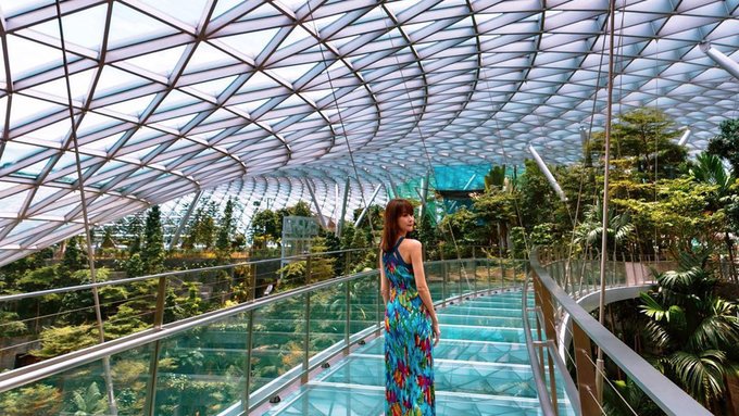 14 (Mostly) Free Things to Do at Changi Airport