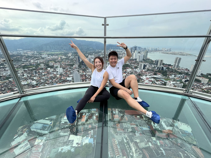 the top komtar rainbow walk penang