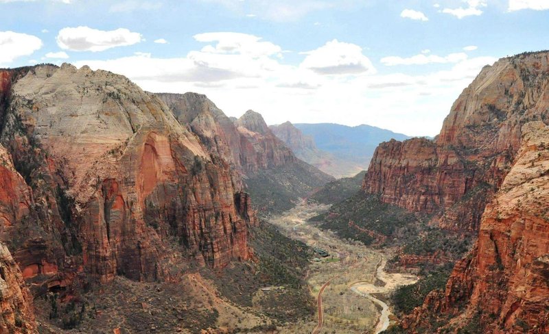 2-Day Grand Canyon, Upper Antelope Canyon & Zion National Park Tour from Las Vegas