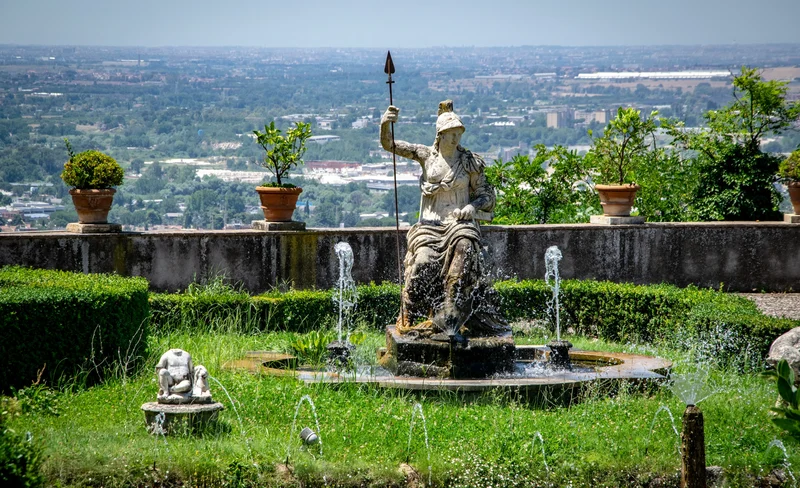 Tivoli, Villa d'Este, and Villa Adriana Day Tour from Rome