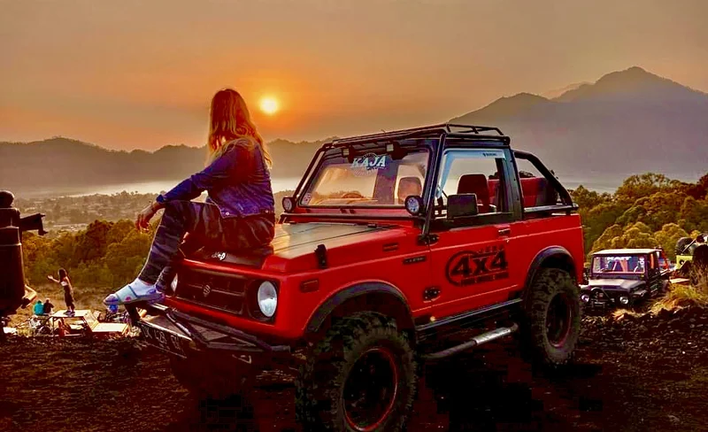 Ulun Danu Batur & Mount Batur Sunrise Jeep Tour with Photographer