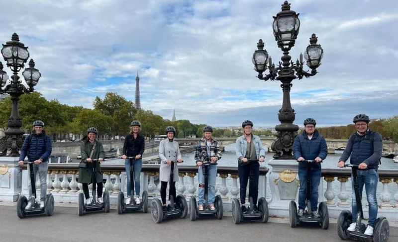 2-hour Guided Segway Tour in Paris