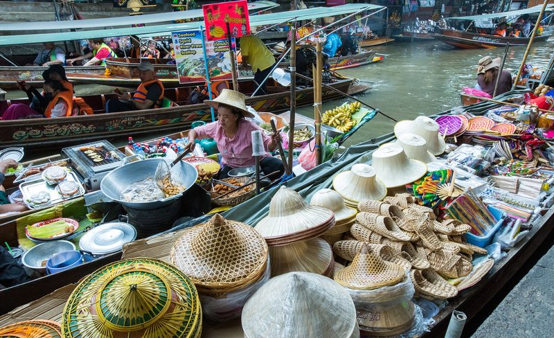 Floating Market and ICONSIAM Join-in Day Trip by AK Travel