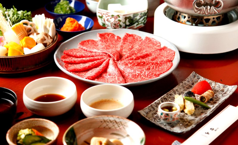 KITAMURA (きたむら) –  Michelin Starred Sukiyaki in Osaka