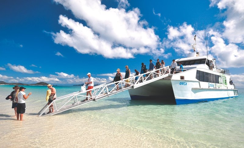 Shared Resort Transfers for Whitsunday Islands and Airports