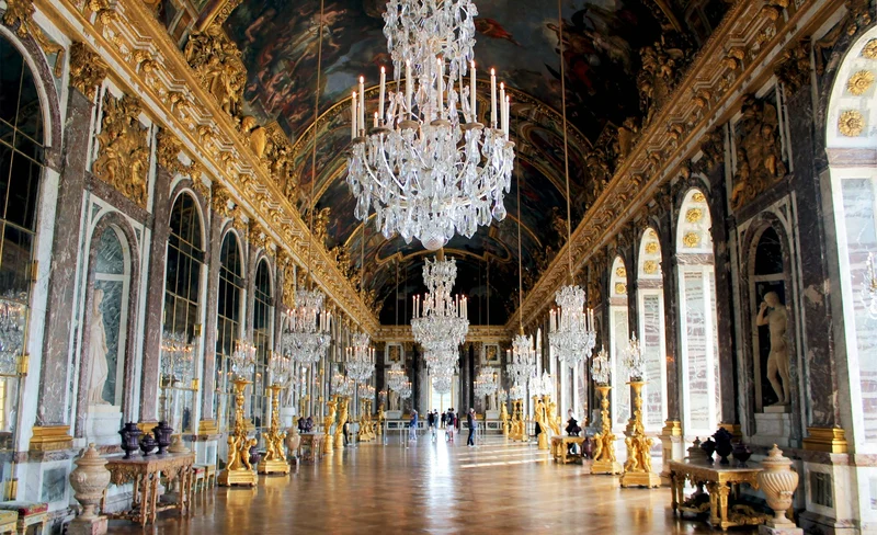 Versailles Palace Half-day Audio Guided Trip from Paris