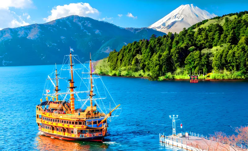 Mount Fuji & Hakone 6 Best Scenic Spots One-Day Tour by Land, Water and Air｜Lake Ashi Water Torii & Hakone Shrine & Pirate Ship & Owakudani (Free Ropeway Ticket) & Lake Yamanaka & Oshino Hakkai (Departure from Tokyo)