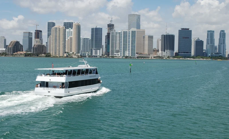 Miami Biscayne Bay 1.5-Hour Sightseeing Cruise