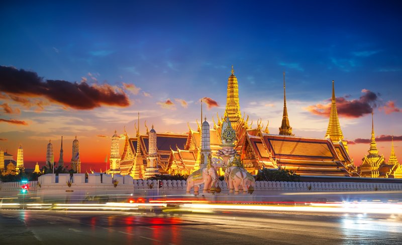 Bangkok Night Tour: Wat Arun, Wat Pho, and Grand Palace