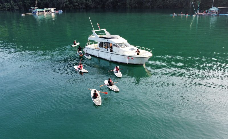Sun Moon Lake Yacht Party and SUP Experience in Nantou