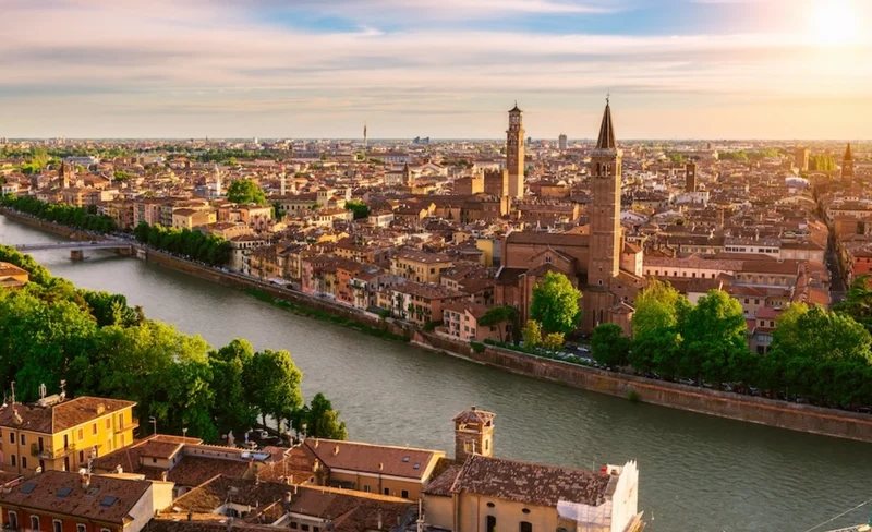 Sirmione & Lake Garda boat tour with spritz tasting from Verona